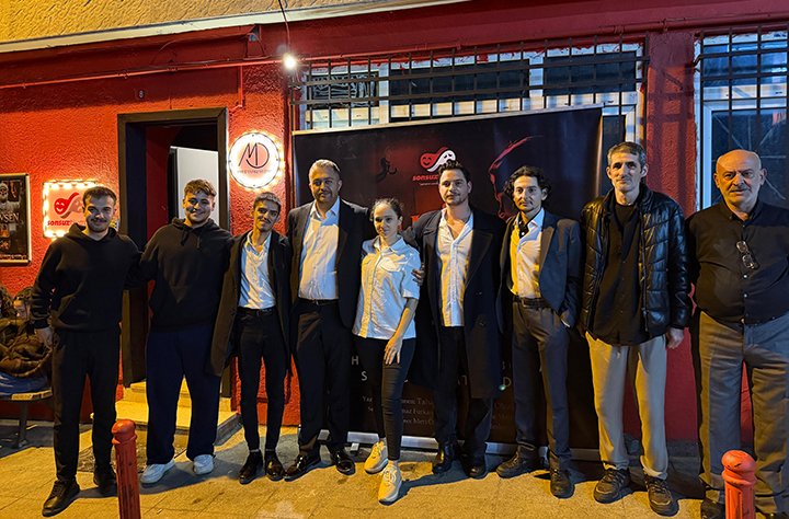 Sonsuz Tiyatro, “Haliç’e Nazır” ile Perdelerini Açtı