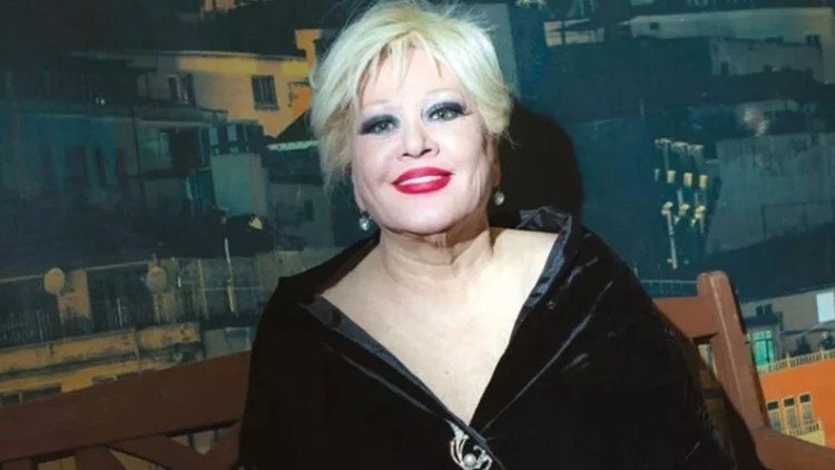 Türk Sanat Müziğimizin efsane sanatçılarından Muazzez Abacı hayatını kaybetti