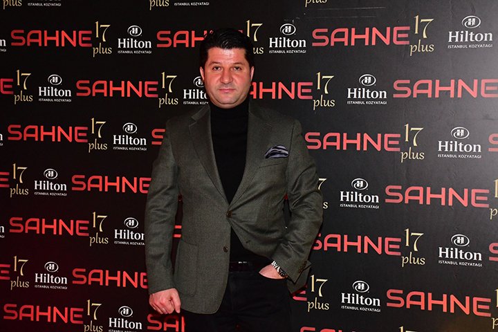 Tarihi Ali Baba Balık Lokantası sahibi Kenan Yıldız’dan geceye damga vuran kutlama