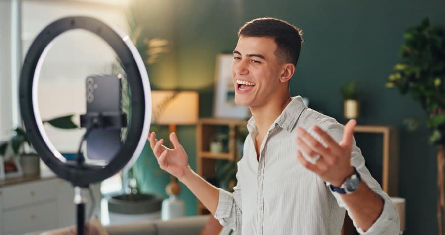 Influencer Pazarlamanın Geleceği: BrandByTalents ile Yeni Ufuklar